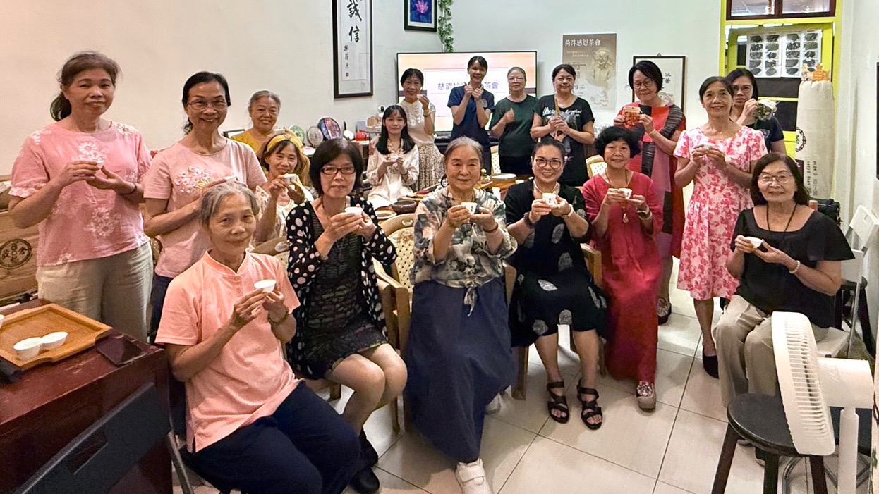 抄經班感恩奉茶